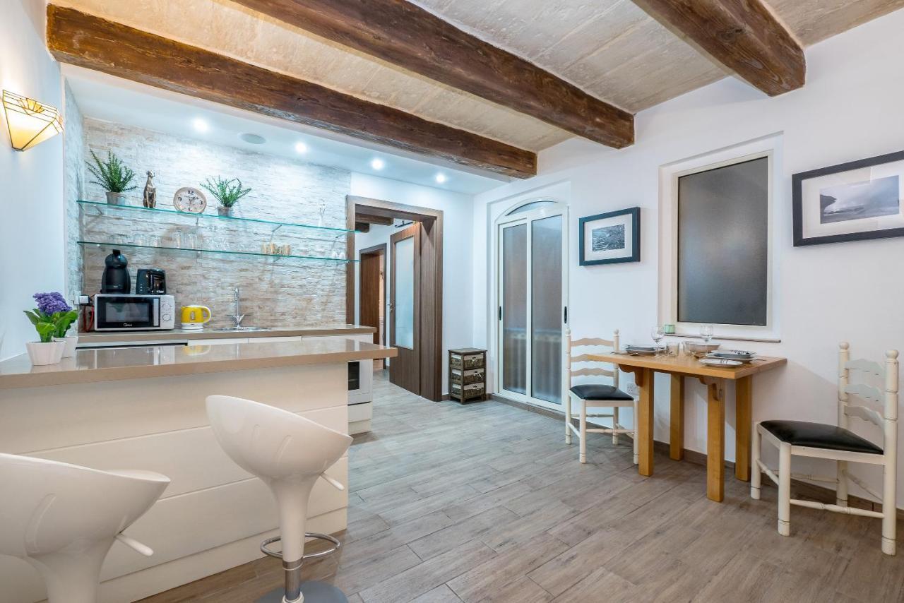 Valletta Main Street Apartment Deluxe Dış mekan fotoğraf