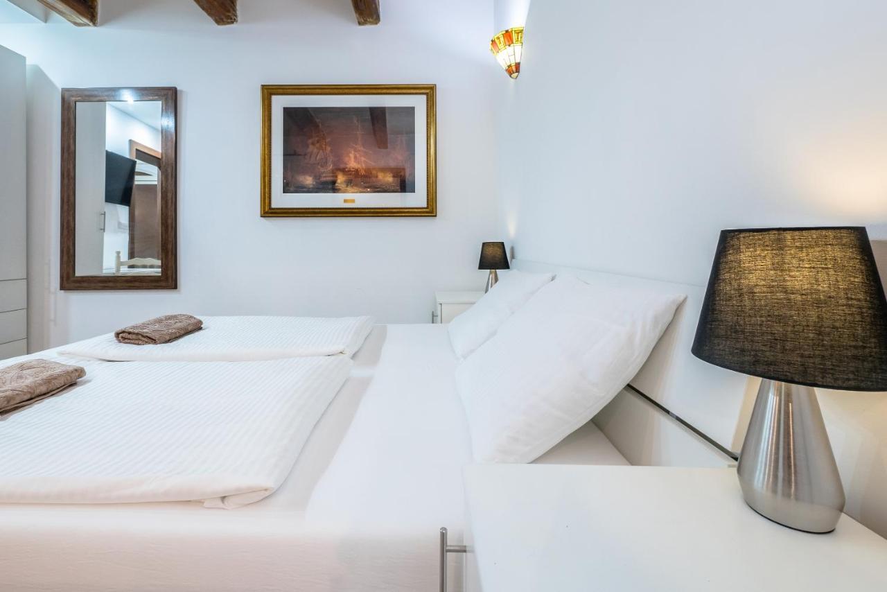 Valletta Main Street Apartment Deluxe Dış mekan fotoğraf